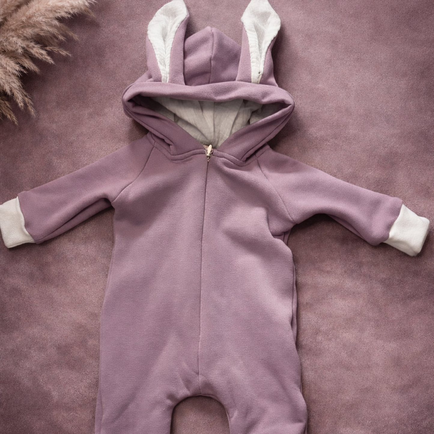 Salopeta iepuras mov