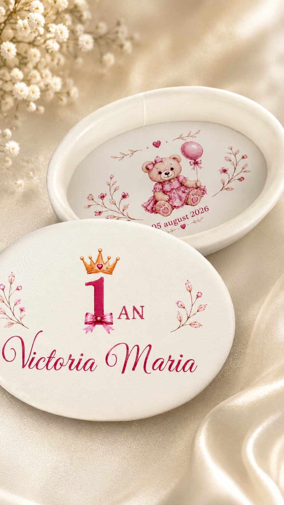 Set aniversar fetite din catifea alba cu ursulet