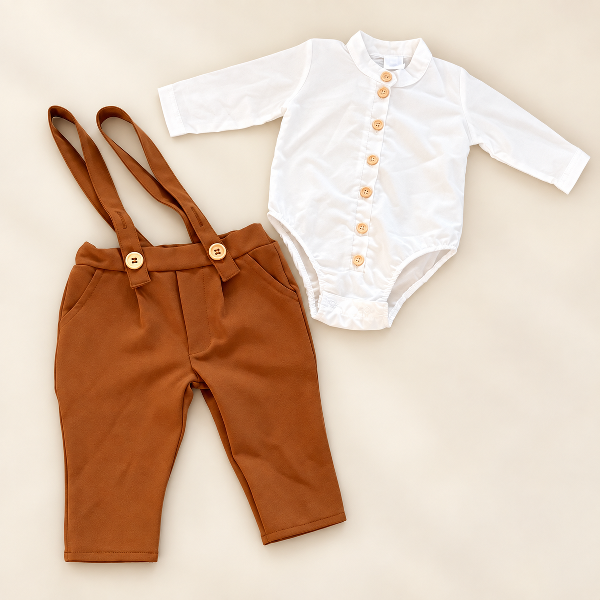 Costum botez baieti maro