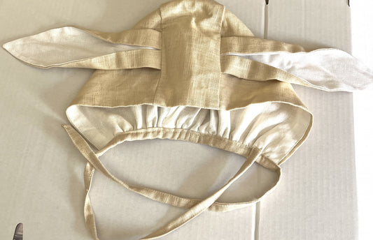 Bonetica Bunny din în culoarea bej